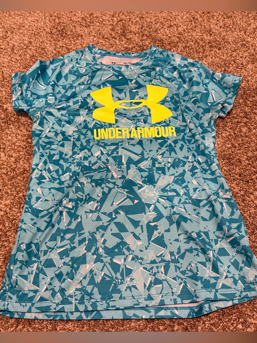 Under Armour Girls T Shirt YXL